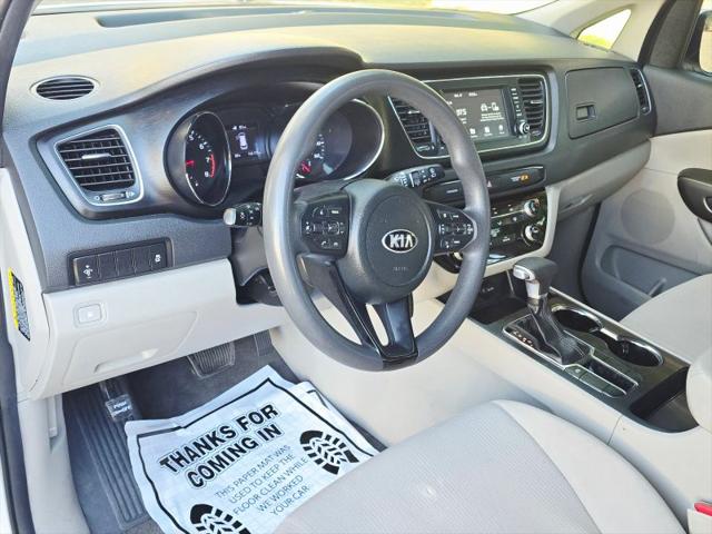 2020 Kia Sedona LX