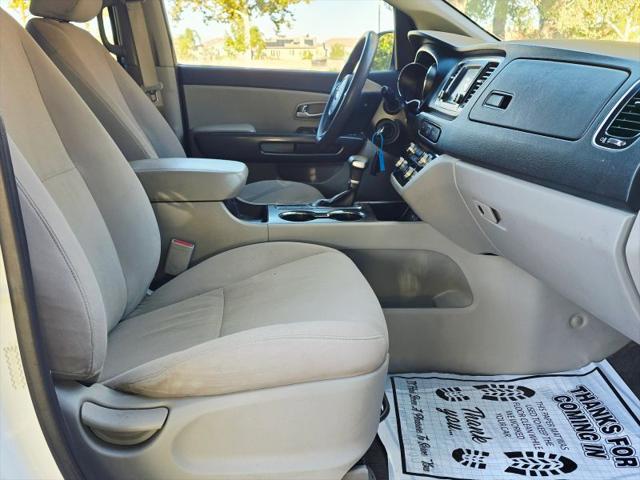 2020 Kia Sedona LX