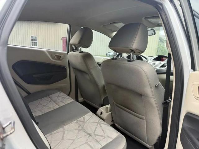 2013 Ford Fiesta SE