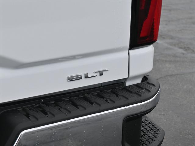 2026 GMC Sierra 3500HD Crew Cab, Long Bed, SLT Dual Rear Wheel, 4WD