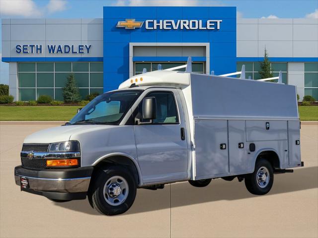 2025 Chevrolet Express Cutaway Work Van