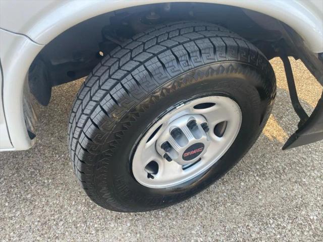 2020 GMC Savana Cargo RWD 2500 Regular Wheelbase Work Van