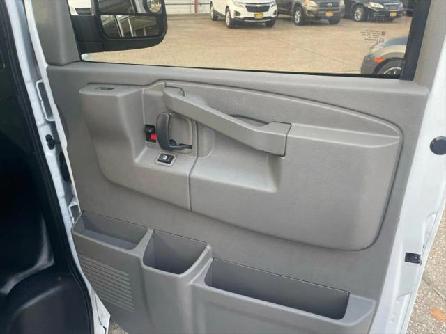 2020 GMC Savana Cargo RWD 2500 Regular Wheelbase Work Van