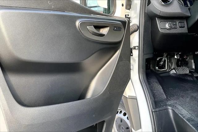 2026 Mercedes-Benz Sprinter 2500 Standard Roof 4-Cyl Diesel