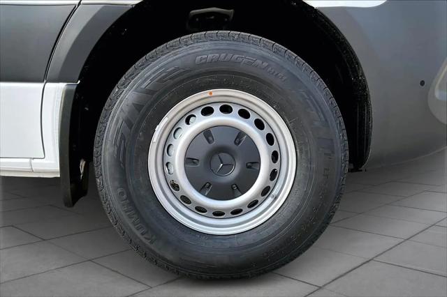 2026 Mercedes-Benz Sprinter 2500 Standard Roof 4-Cyl Diesel