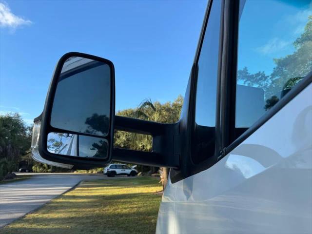 2019 Freightliner Sprinter Base