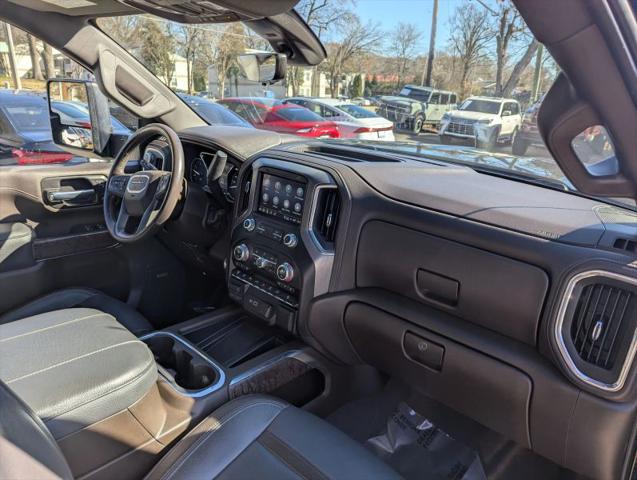 2023 GMC Sierra 3500HD 4WD Crew Cab Standard Bed Denali
