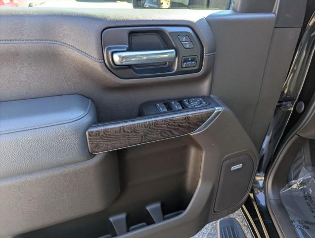 2023 GMC Sierra 3500HD 4WD Crew Cab Standard Bed Denali