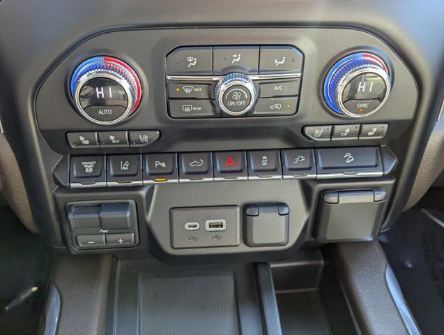 2023 GMC Sierra 3500HD 4WD Crew Cab Standard Bed Denali