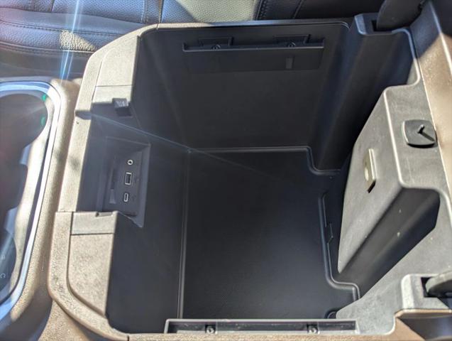 2023 GMC Sierra 3500HD 4WD Crew Cab Standard Bed Denali