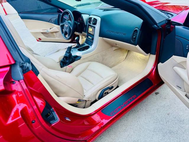 2005 Chevrolet Corvette Base