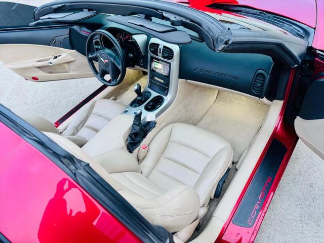 2005 Chevrolet Corvette Base