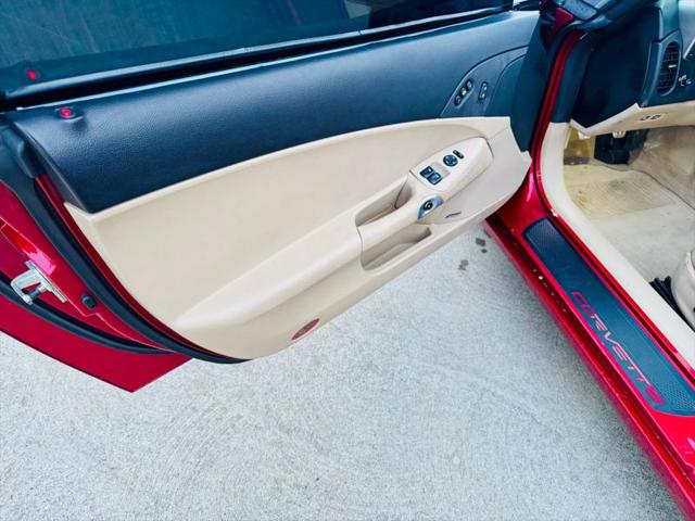 2005 Chevrolet Corvette Base