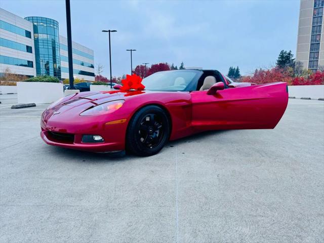 2005 Chevrolet Corvette Base