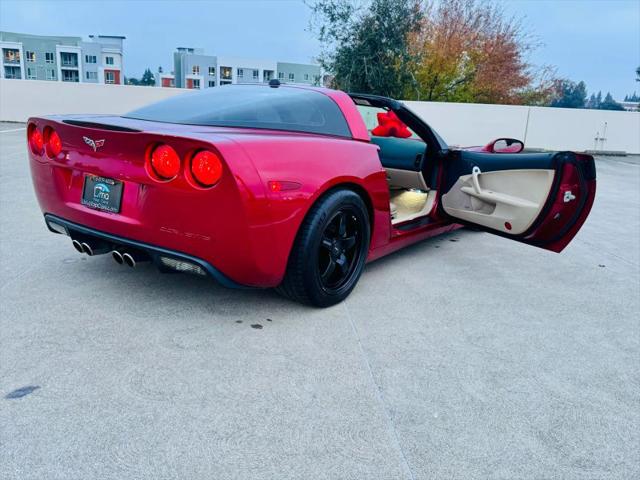 2005 Chevrolet Corvette Base