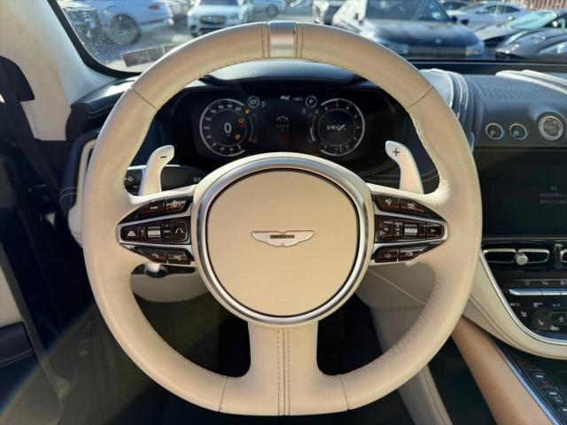 2021 Aston Martin DBX Base