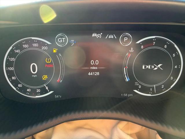 2021 Aston Martin DBX Base