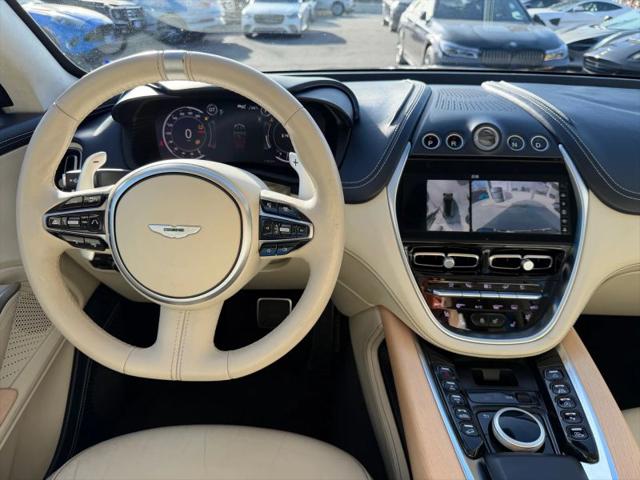 2021 Aston Martin DBX Base