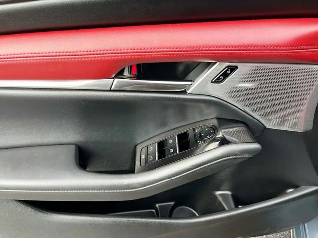 2022 Mazda Mazda3 Premium