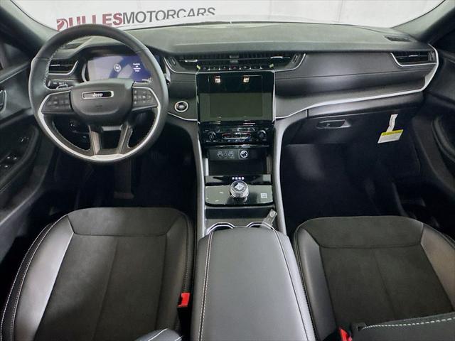 2025 Jeep Grand Cherokee Altitude X 4x4