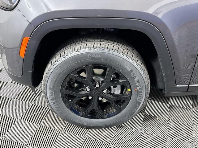 2025 Jeep Grand Cherokee Altitude X 4x4
