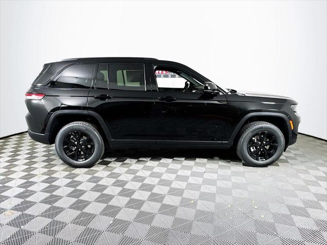 2025 Jeep Grand Cherokee Altitude X 4x4