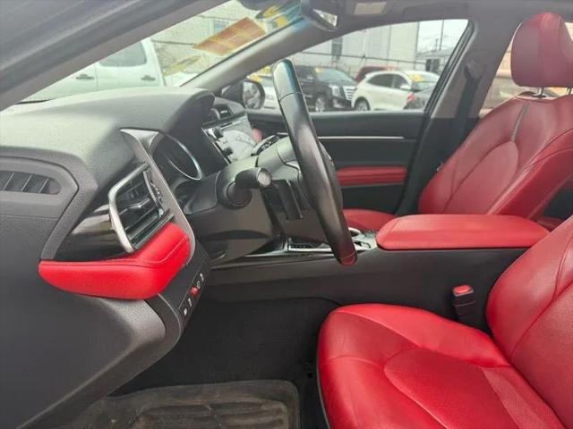 2020 Toyota Camry XSE