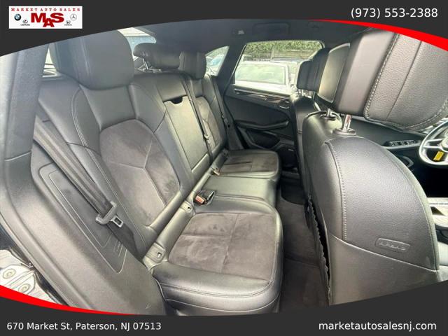 2018 Porsche Macan Base