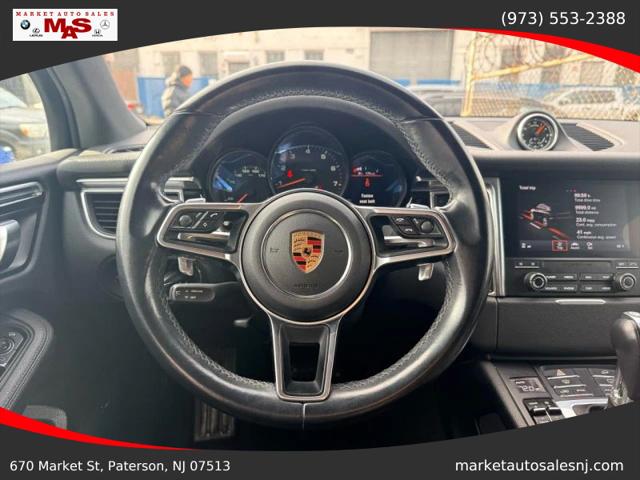 2018 Porsche Macan Base