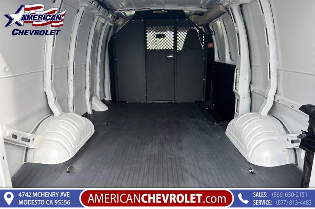 2025 Chevrolet Express Cargo Van RWD 2500 Regular Wheelbase WT