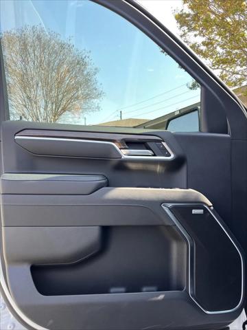 2026 Chevrolet Silverado 1500 4WD Crew Cab Short Bed RST