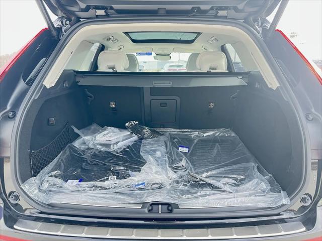 2026 Volvo XC60 B5 Ultra