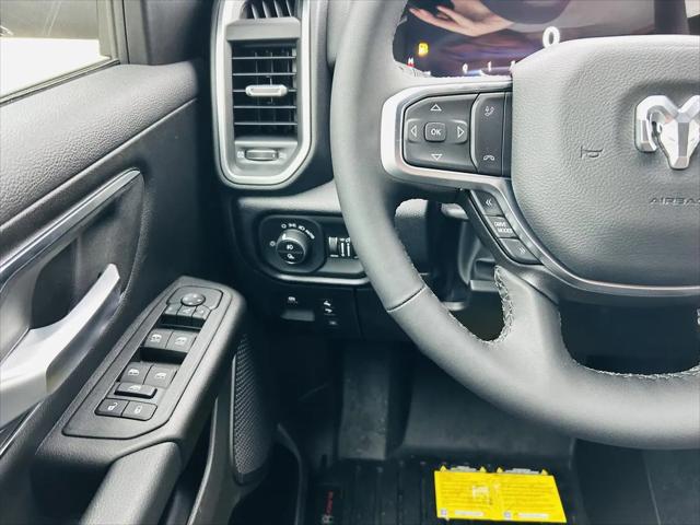 2026 Ram 1500 Big Horn Crew Cab 4x4 5'7" Box