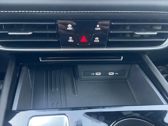 2026 Volkswagen Atlas Cross Sport SE with Technology