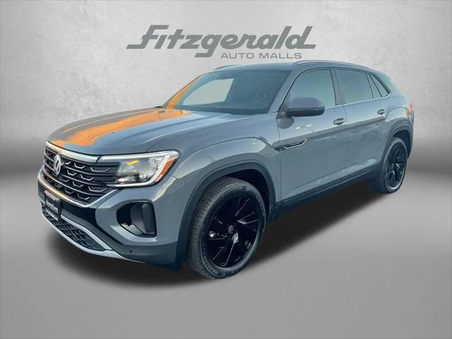 2026 Volkswagen Atlas Cross Sport SE with Technology
