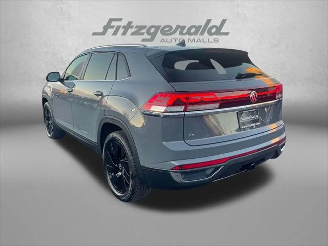 2026 Volkswagen Atlas Cross Sport SE with Technology