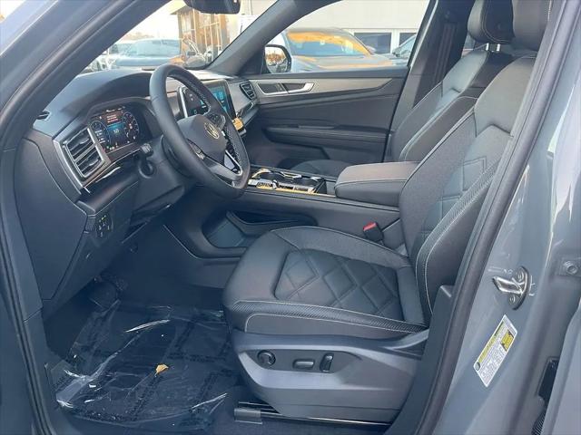 2026 Volkswagen Atlas Cross Sport SE with Technology