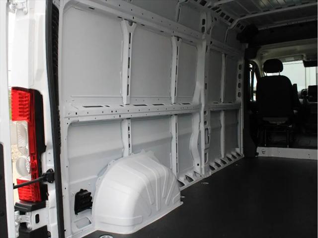2026 Ram ProMaster 2500 Cargo Van Tradesman High Roof 159" WB w/Pass Seat