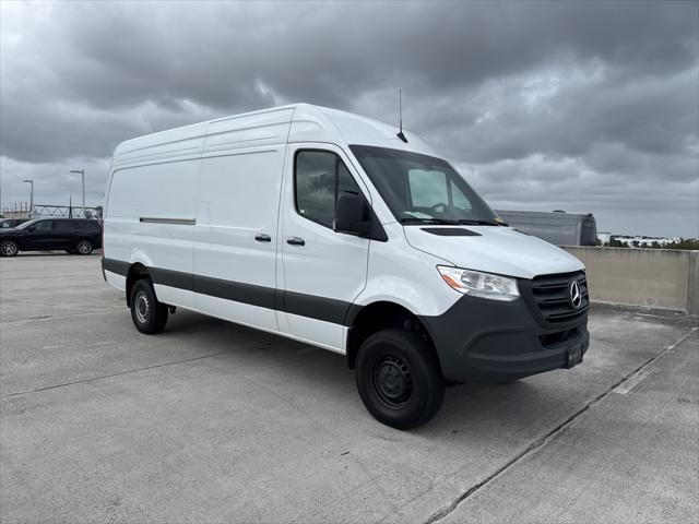 2024 Mercedes-Benz Sprinter 2500 Cargo 170 WB