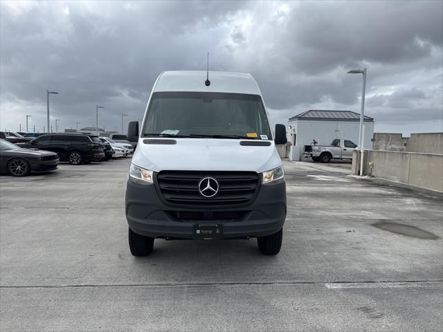 2024 Mercedes-Benz Sprinter 2500 Cargo 170 WB