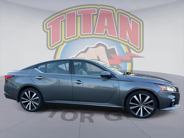 2020 Nissan Altima Platinum Intelligent AWD [1]