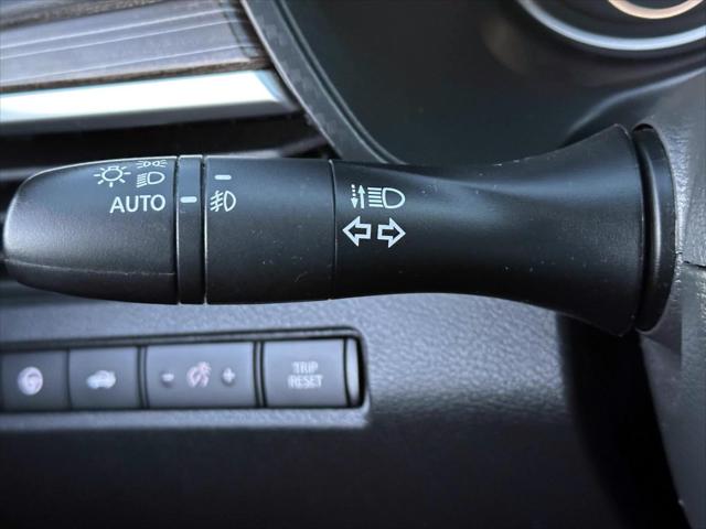 2020 Nissan Altima Platinum Intelligent AWD [29]