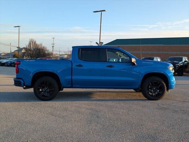 2025 Chevrolet Silverado 1500 4WD Crew Cab Short Bed Custom