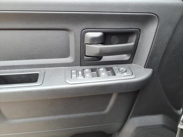 2026 RAM Ram 3500 RAM 3500 TRADESMAN CREW CAB 4X4 8 BOX