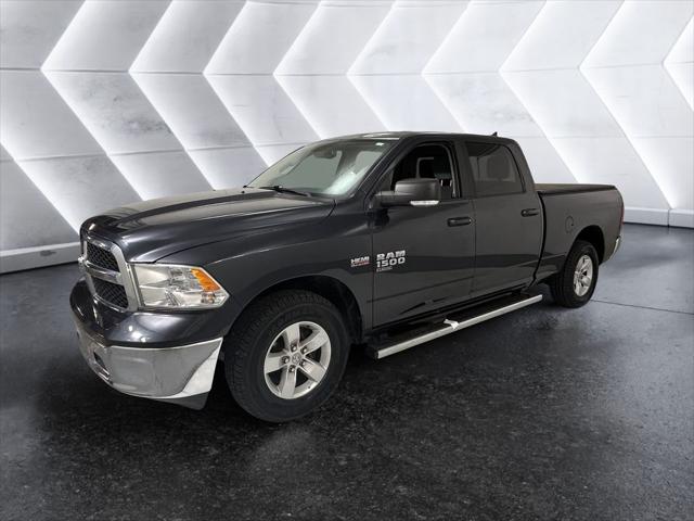 2020 RAM 1500 Classic SLT Crew Cab 4x2 64 Box 2020 RAM 1500 Classic SLT Crew Cab 4x2 64 Box