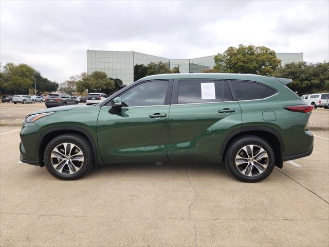 2024 Toyota Highlander Hybrid XLE