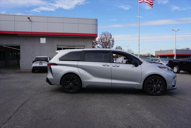 2023 Toyota Sienna XSE 2023 Toyota Sienna XSE
