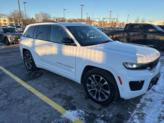 2023 Jeep Grand Cherokee Overland 4x4 2023 Jeep Grand Cherokee Overland 4x4