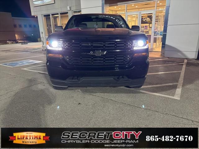 2017 Chevrolet Silverado 1500 Custom 2017 Chevrolet Silverado 1500 Custom