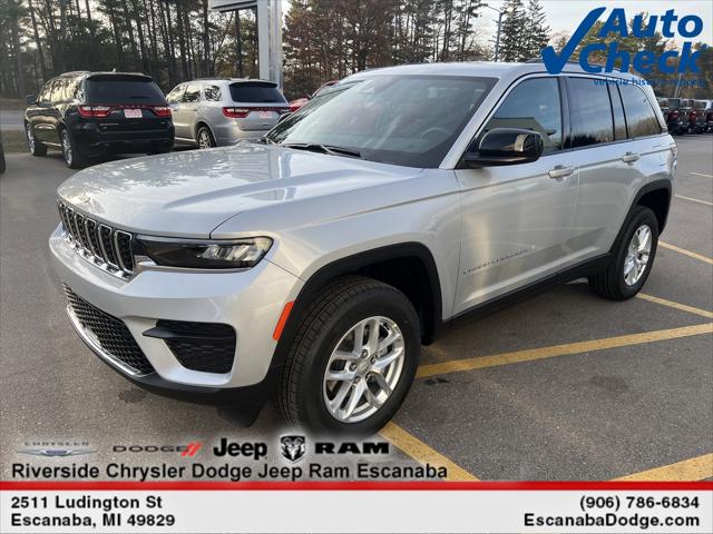 2025 Jeep Grand Cherokee GRAND CHEROKEE LAREDO X 4X4 2025 Jeep Grand Cherokee GRAND CHEROKEE LAREDO X 4X4